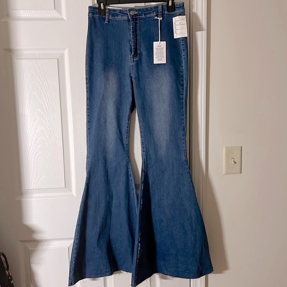 Vintage 70s bell bottom jeans